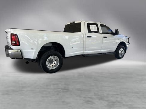Used 2025 RAM 3500 Tradesman AWD/4WD image 3