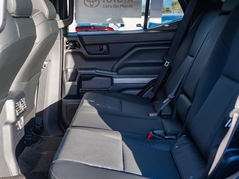 New 2026 Toyota 4Runner TRD Off-Road Premium image 24