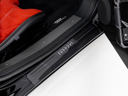 Used 2015 Ferrari 458 Speciale Coupe image 33