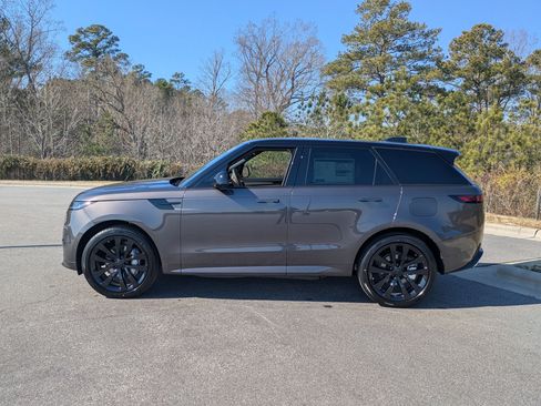 New 2026 Land Rover Range Rover Sport Dynamic SE image 8