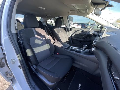 Used 2022 Nissan Sentra SV w/ Trunk Package image 26