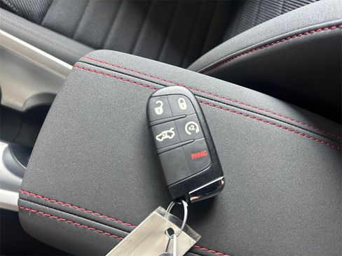 New 2025 Dodge Hornet GT w/ Tech Pack image 32