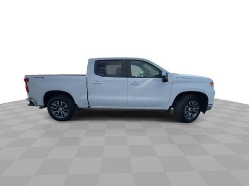 Certified 2025 Chevrolet Silverado 1500 LT w/ Leather Package AWD/4WD image 9