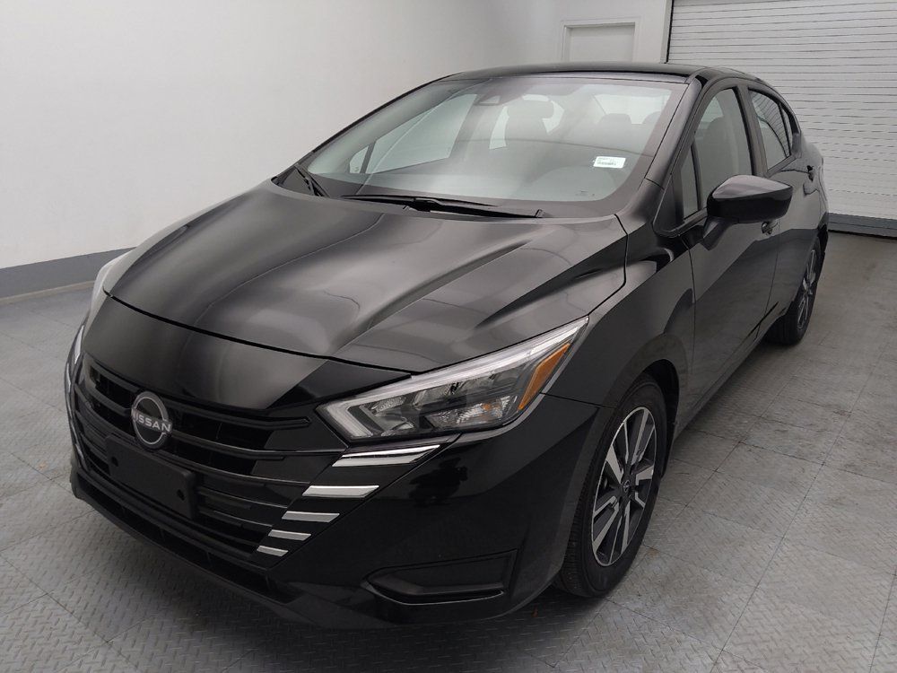 Used 2025 Nissan Versa SV w/ Trunk Package FWD image 15