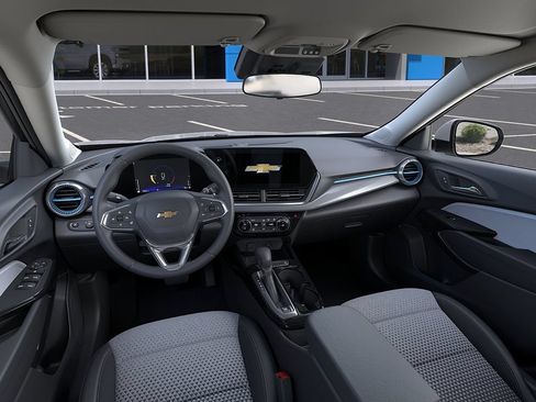 New 2026 Chevrolet Trax LT FWD image 15