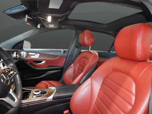 Used 2019 Mercedes-Benz C 300 4MATIC Sedan image 34