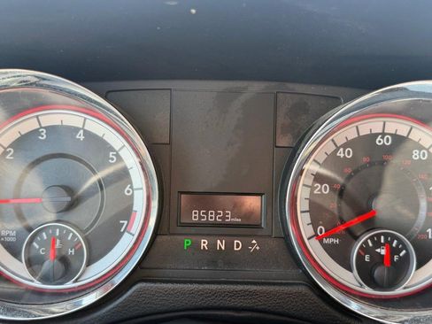 Used 2014 Dodge Grand Caravan SE w/ Quick Order Package 29E SE FWD image 30