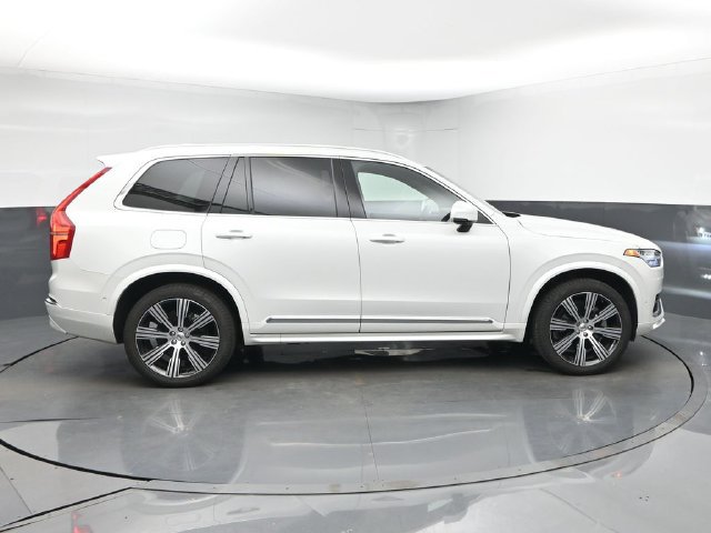 Used 2024 Volvo XC90 B6 Ultimate w/ Protection Package Premier AWD/4WD image 9