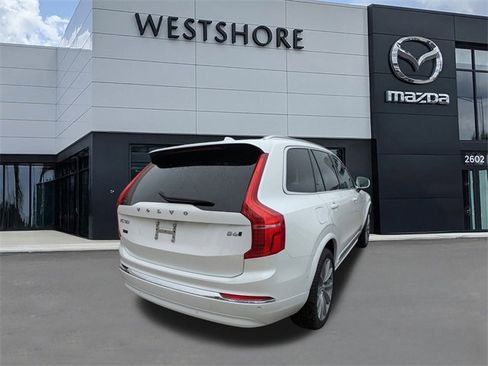 Used 2023 Volvo XC90 B6 Plus image 3