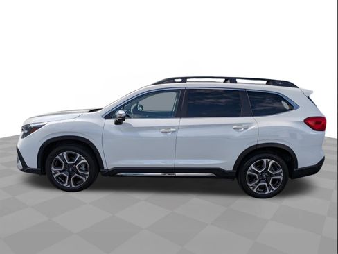 Used 2023 Subaru Ascent Limited w/ Technology Package AWD/4WD image 7