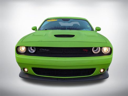 Used 2023 Dodge Challenger R/T Scat Pack image 9