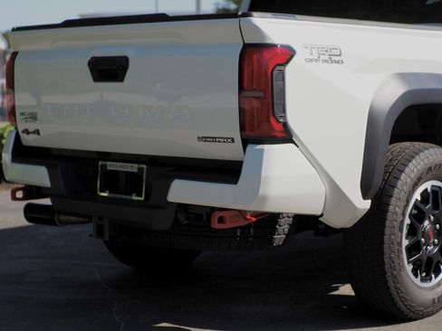 Used 2024 Toyota Tacoma TRD Off-Road AWD/4WD image 3