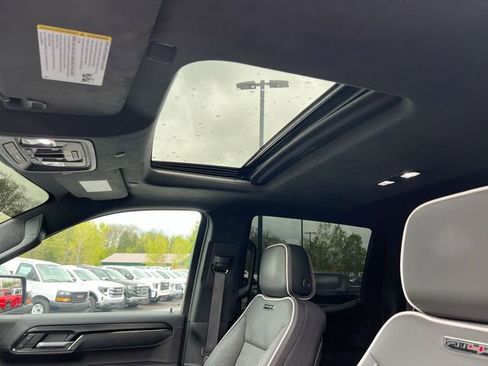 Used 2023 GMC Sierra 1500 AT4X AWD/4WD image 19