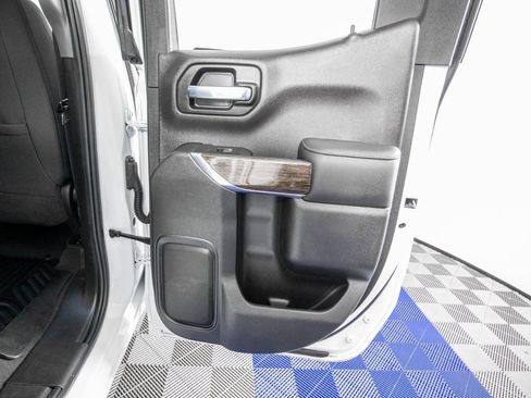Used 2022 GMC Sierra 1500 SLE image 13