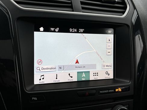 Used 2018 Ford Explorer XLT w/ Equipment Group 202A image 20