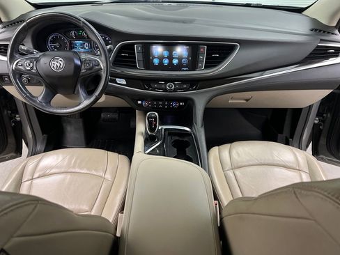 Used 2018 Buick Enclave Premium image 42