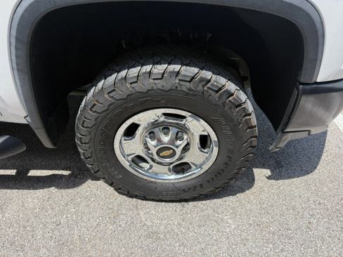 Used 2021 Chevrolet Silverado 2500 W/T w/ WT Fleet Convenience Package AWD/4WD image 17