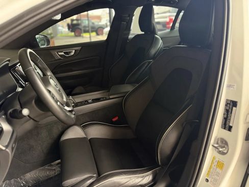 Used 2024 Volvo S60 B5 Plus w/ Climate Package AWD/4WD image 15