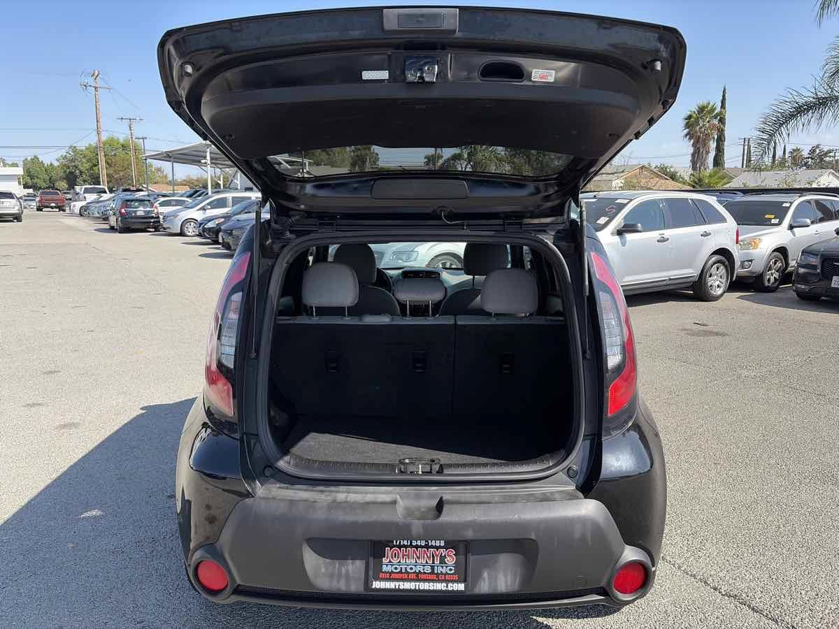 Used 2016 Kia Soul FWD image 17