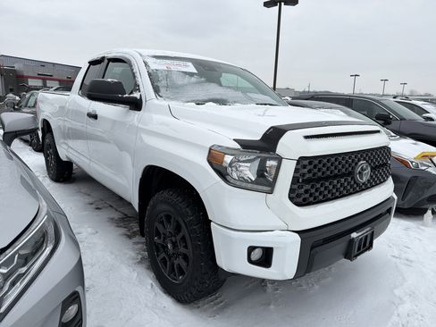 Certified 2020 Toyota Tundra SR5 image 2