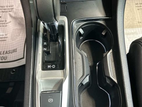 Used 2026 Subaru Ascent Limited AWD/4WD image 9