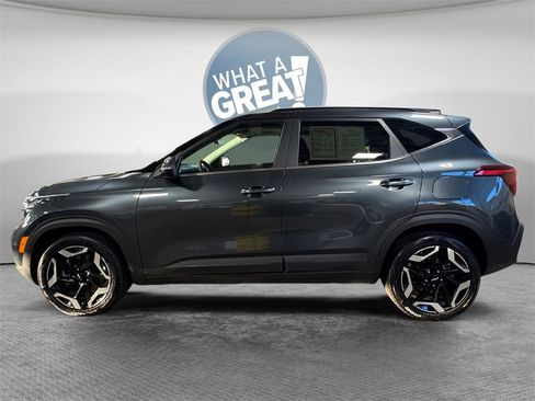 Certified 2024 Kia Seltos SX w/ SX Sunroof Package image 7