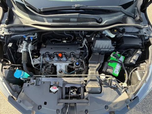 Used 2018 Honda HR-V EX image 55