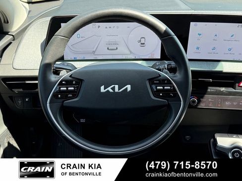 Used 2024 Kia EV6 Light RWD image 13