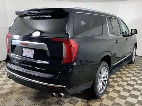 Used 2021 GMC Yukon XL Denali AWD/4WD image 4