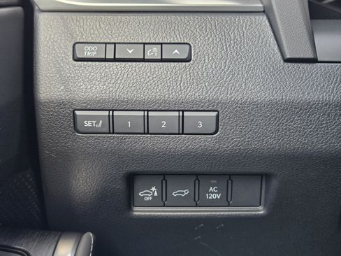 Used 2025 Lexus GX 550 w/ Accessory Package (Z1) AWD/4WD image 20