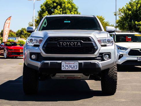Used 2021 Toyota Tacoma SR5 w/ Technology Package AWD/4WD image 2