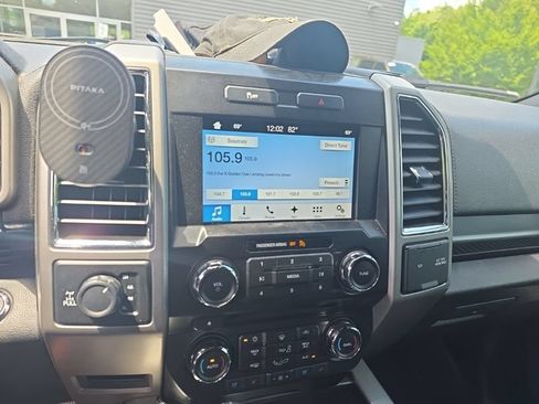 Used 2017 Ford F150 Lariat AWD/4WD image 5