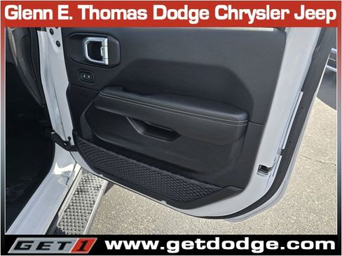 Used 2023 Jeep Wrangler Sahara w/ Safety Group image 36