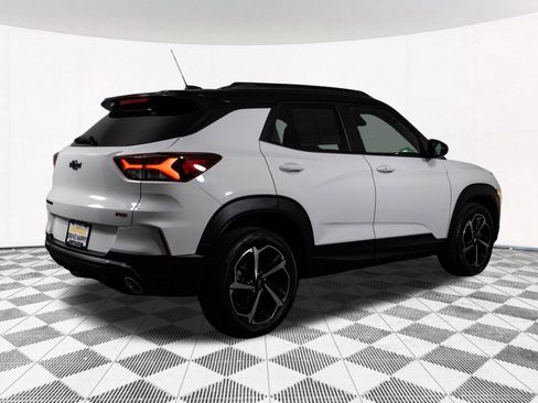 Used 2023 Chevrolet TrailBlazer RS w/ Convenience Package image 16