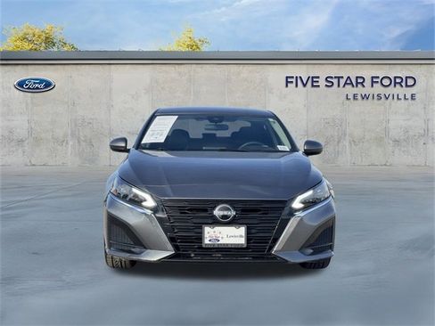 Used 2023 Nissan Altima 2.5 SV image 8