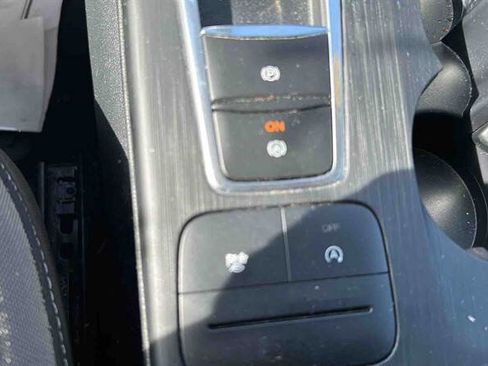 Used 2021 Ford Escape S image 16