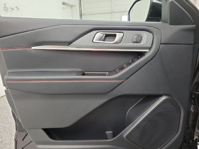 New 2027 Ford Explorer ST-Line w/ Premium Package AWD/4WD image 17