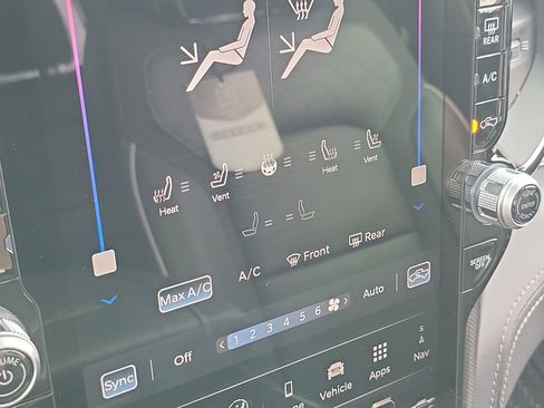 New 2026 RAM 1500 Limited AWD/4WD image 10