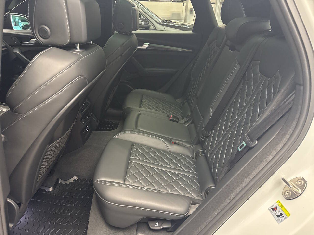 Used 2020 Audi SQ5 Premium Plus w/ Premium Plus Package AWD/4WD image 23