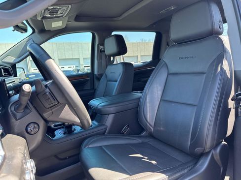 Used 2023 GMC Sierra 1500 Denali AWD/4WD image 13