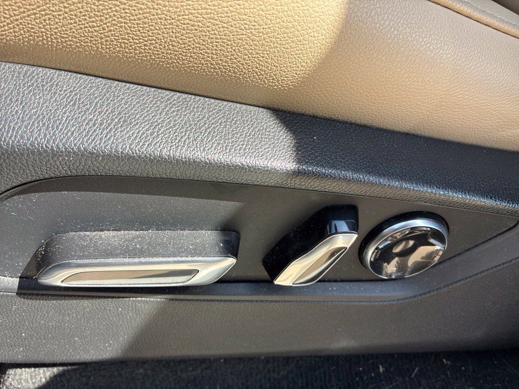 Used 2022 Acura MDX FWD image 6