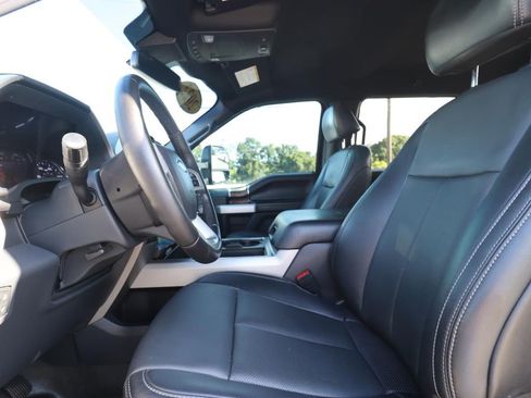 Used 2022 Ford F350 Lariat AWD/4WD image 2