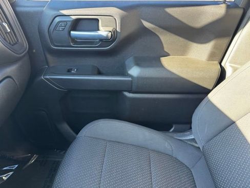 Certified 2021 Chevrolet Silverado 1500 Custom AWD/4WD image 19