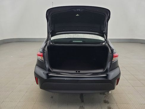 Used 2023 Toyota Corolla LE image 29