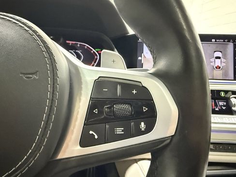 Used 2020 BMW X6 xDrive40i w/ Executive Package image 23