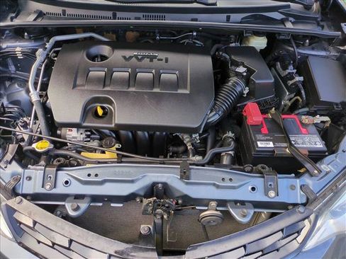 Used 2015 Toyota Corolla S Premium image 23