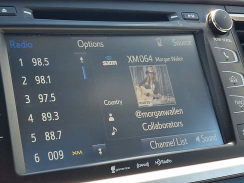 Certified 2019 Toyota Highlander XLE AWD/4WD image 21