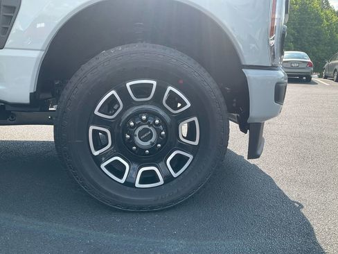New 2026 Ford F250 Platinum AWD/4WD image 10