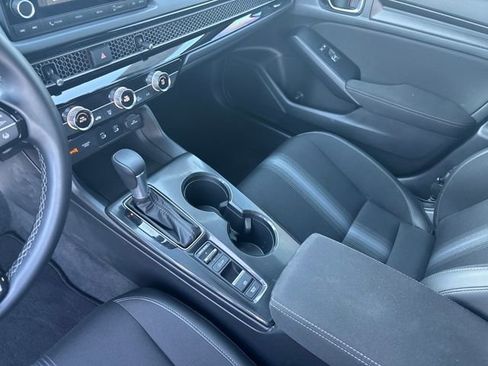 Used 2025 Honda Civic Sport image 21