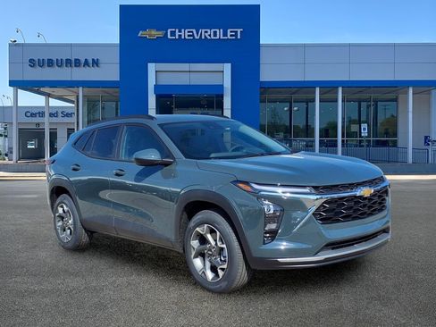 New 2026 Chevrolet Trax LT FWD image 3